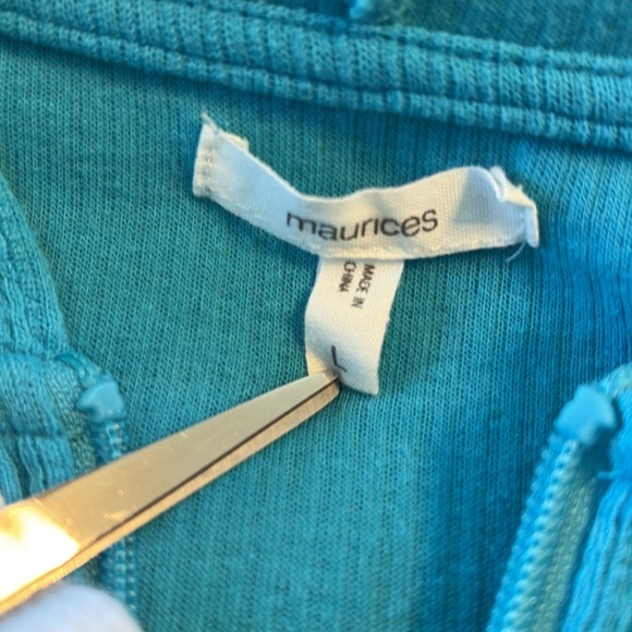 Maurices Women’s Vibrant Blue Zip-Up Sweatshirt - Picture 6 of 7